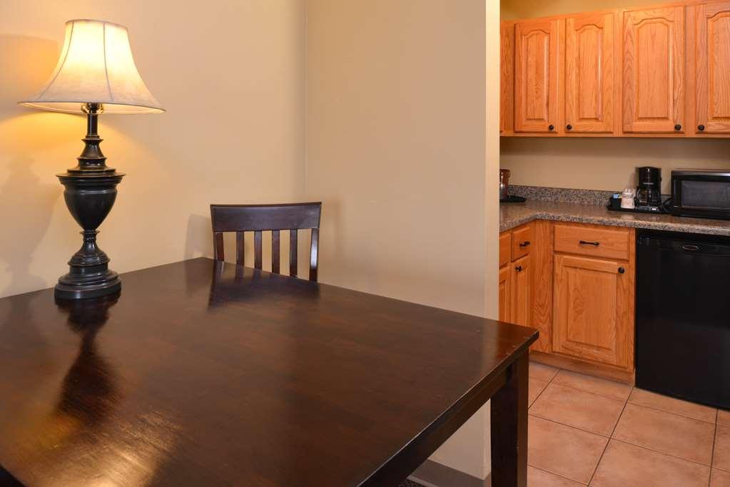 Country Hearth Inn & Suites Edwardsville Habitación foto
