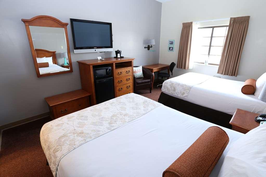 Country Hearth Inn & Suites Edwardsville Habitación foto