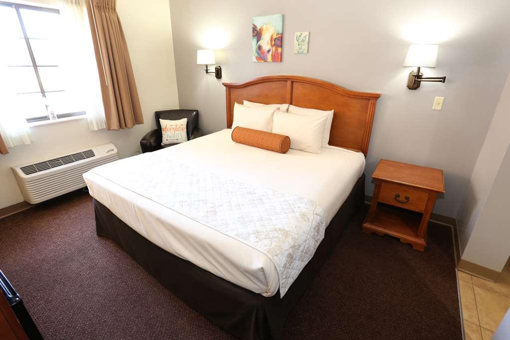Country Hearth Inn & Suites Edwardsville Habitación foto