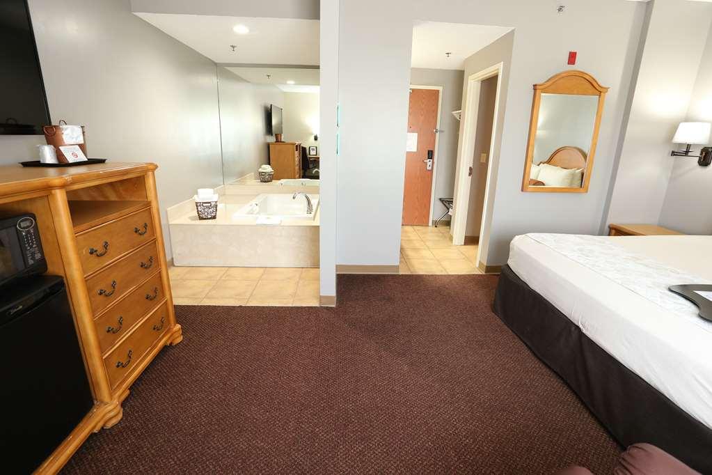 Country Hearth Inn & Suites Edwardsville Habitación foto